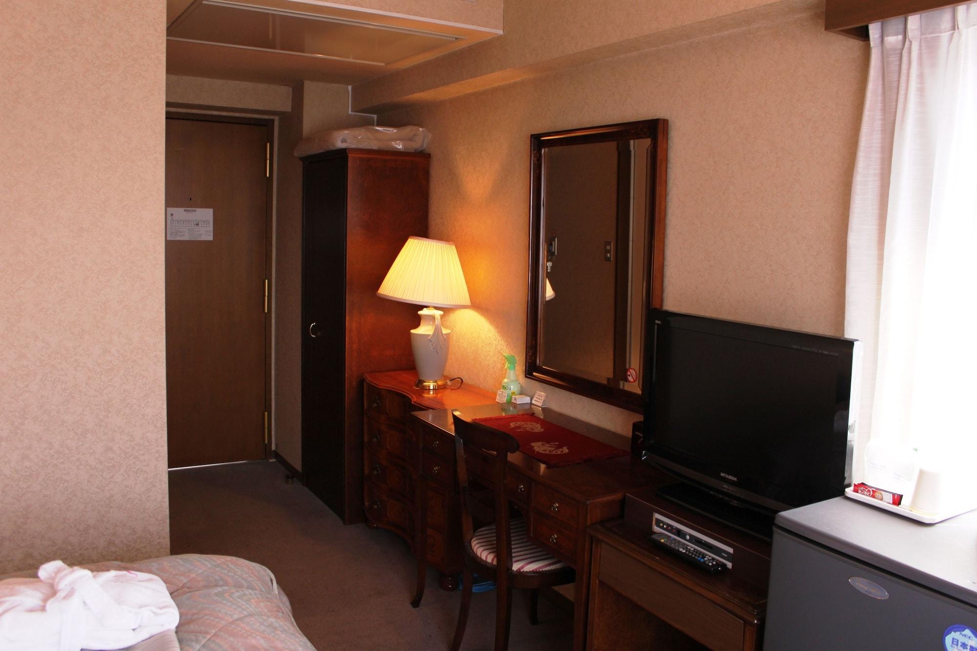 Hotel Palace Inn Toyota Toyota  Esterno foto