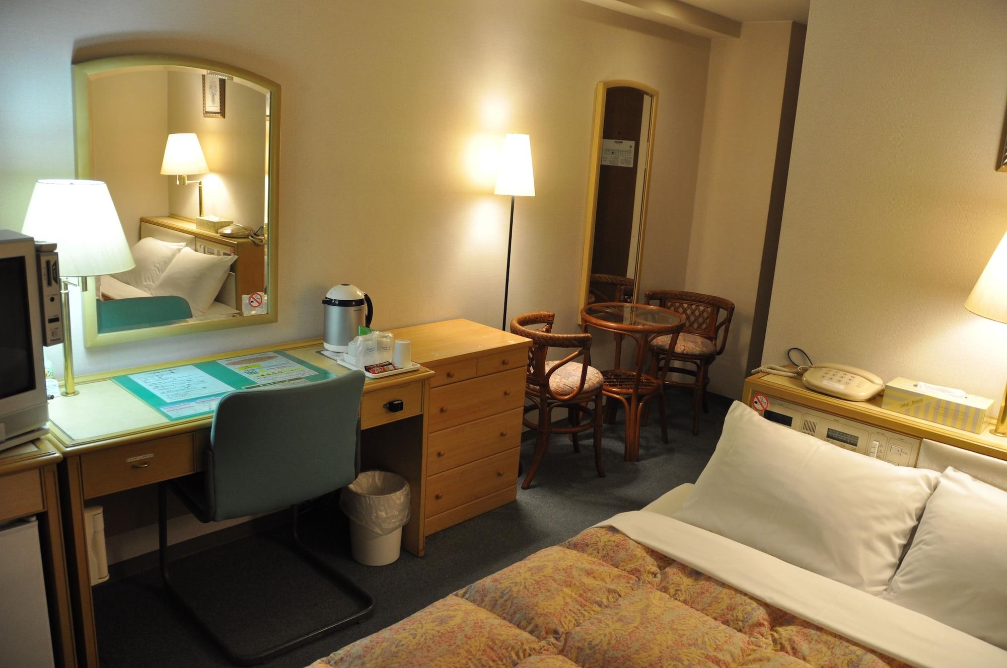 Hotel Palace Inn Toyota Toyota  Esterno foto