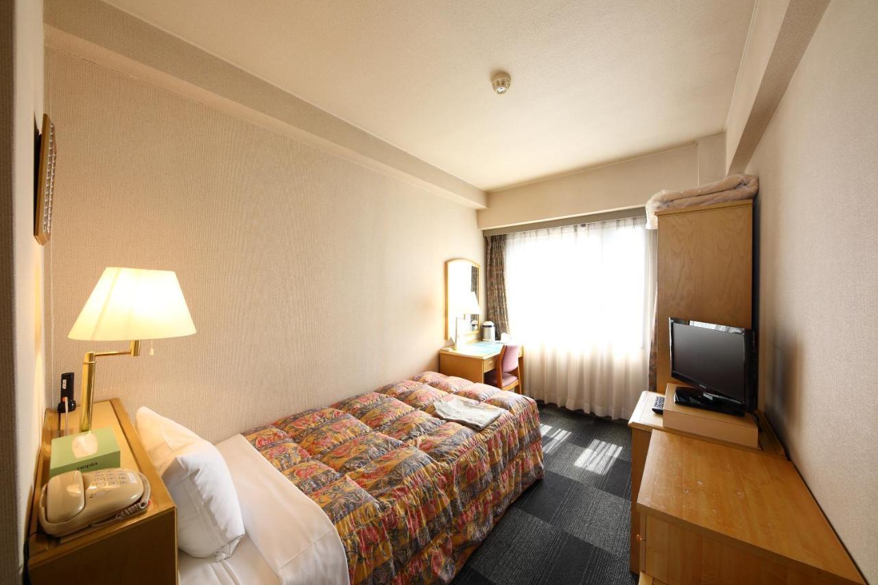 Hotel Palace Inn Toyota Toyota  Esterno foto